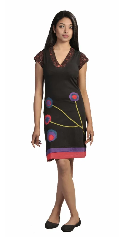 womens-short-sleeved-dress-with-multicolored-embroidery-patc