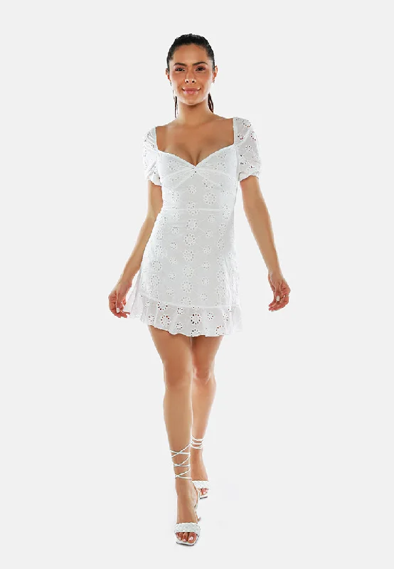 Schiffli Sweetheart Short Dress