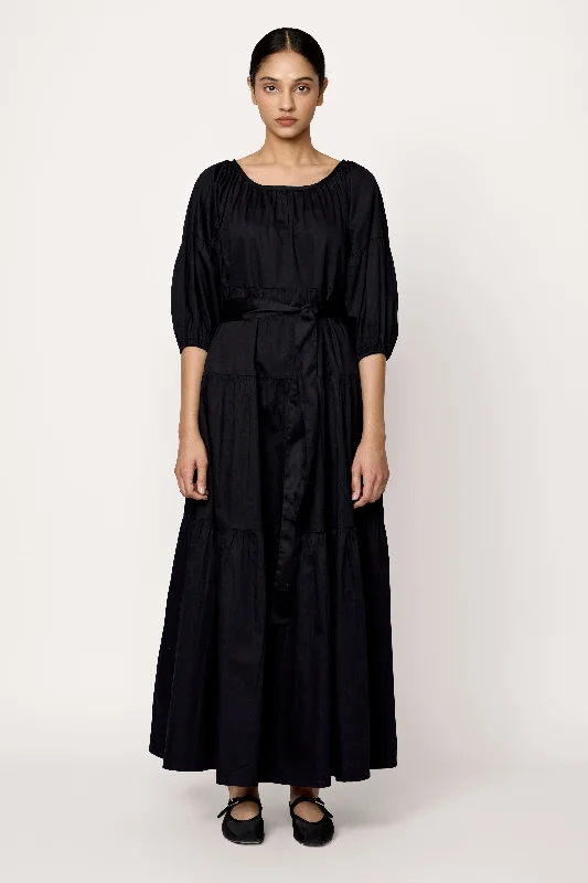 Voluminous Tiered Maxi Dress - Black